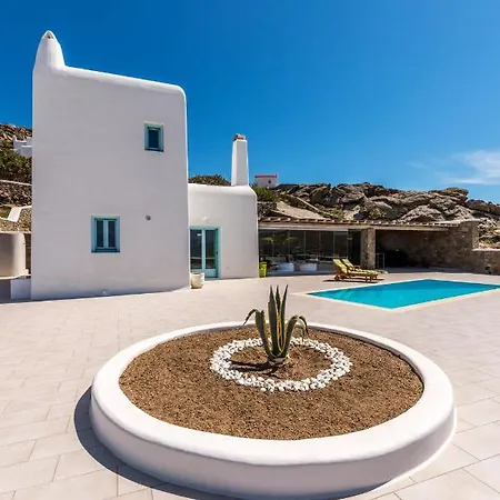 Veronica * Mykonos Town